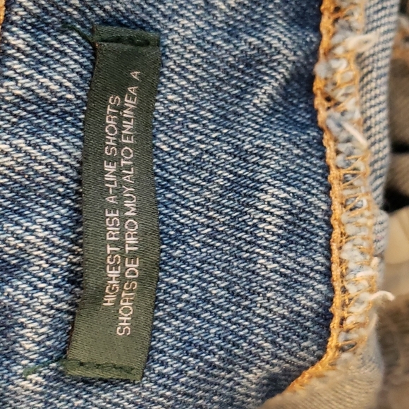 Wild Fable Super High Rise Pleated Bermuda Jean shorts Medium wash Size 14 - Picture 6 of 7